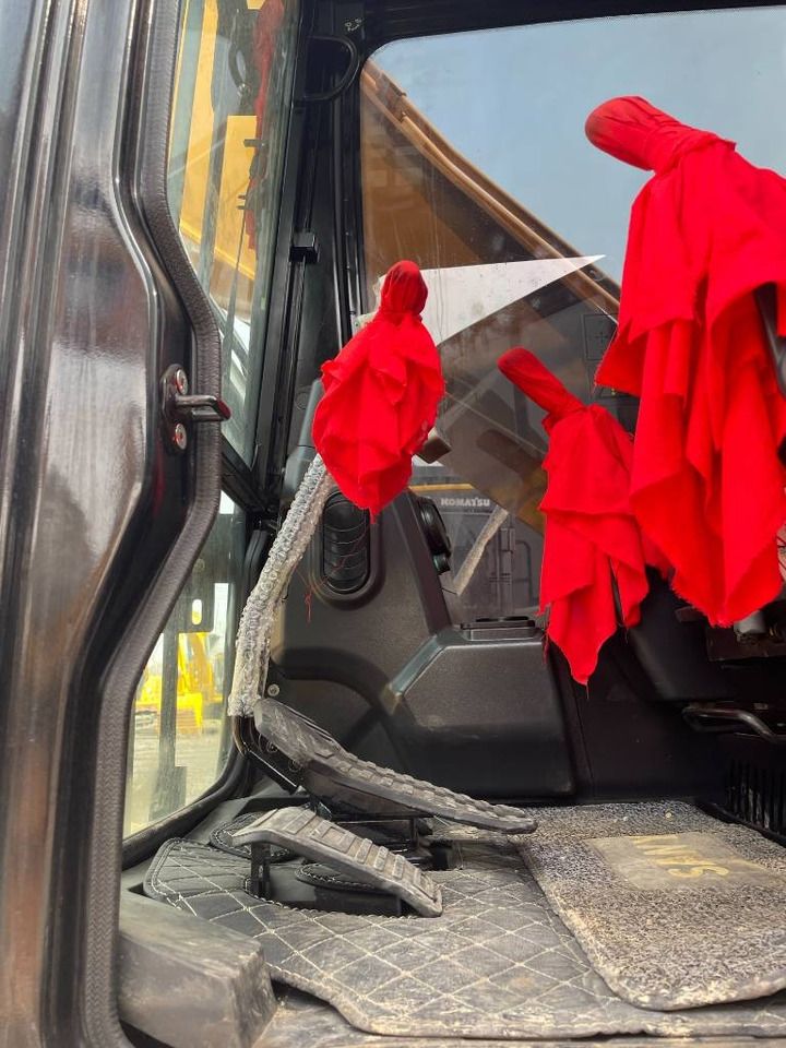 2025 Sany SY265C crawler excavator interior cab view 2025 Sany SY265C crawler excavator interior cab view