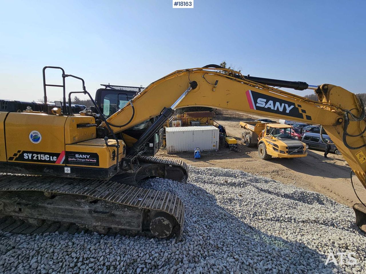 2022 Sany SY215C LC crawler excavator side view 2022 Sany SY215C LC crawler excavator side view