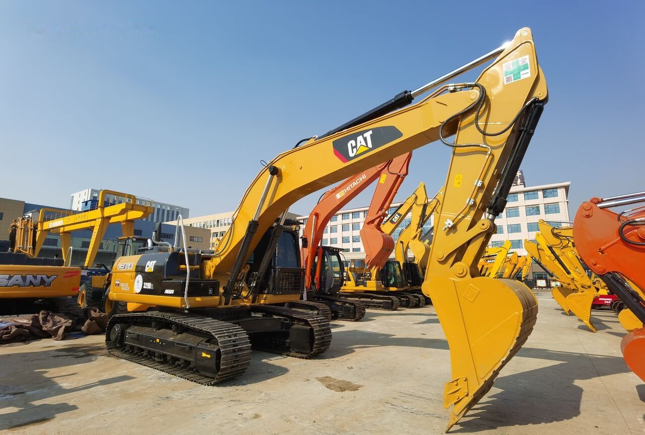 2020 Caterpillar 329D2L crawler excavator side view