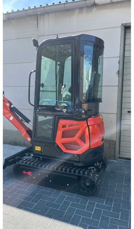 2026 Kubota DM18Y PRO mini excavator, side view 2026 Kubota DM18Y PRO mini excavator, side view