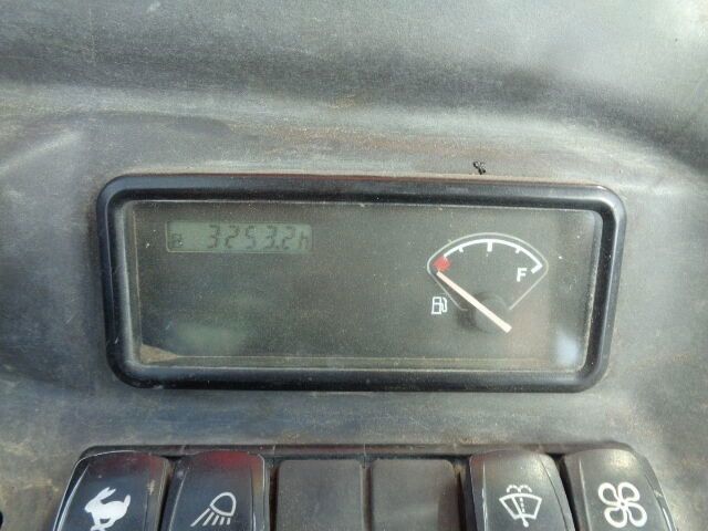 2014 Volvo ECR25D mini excavator instrument cluster view 2014 Volvo ECR25D mini excavator instrument cluster view
