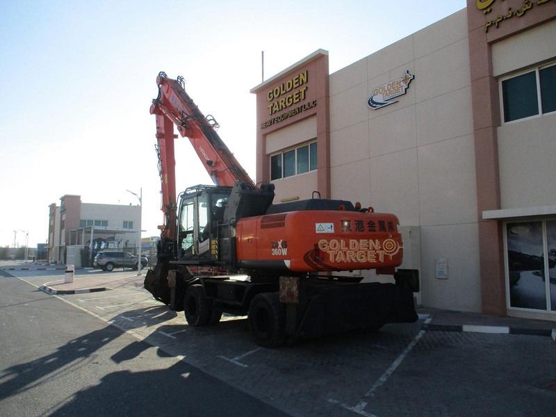 2017 Hitachi ZX360W-3 wheel excavator, rear three-quarter view 2017 Hitachi ZX360W-3 wheel excavator, rear three-quarter view