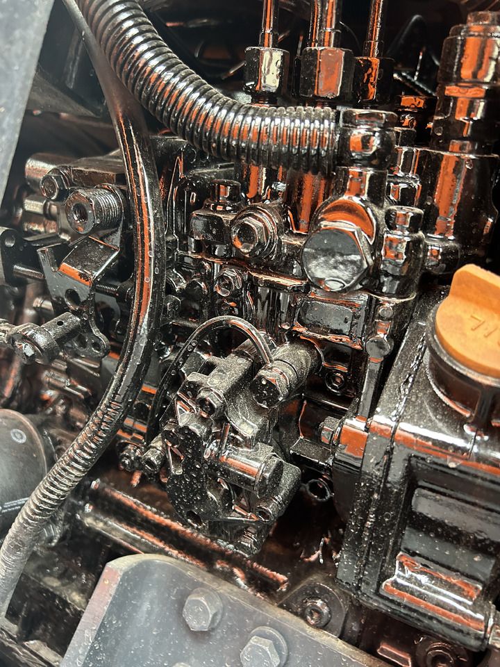 2024 Hitachi ZX50U mini excavator engine detail