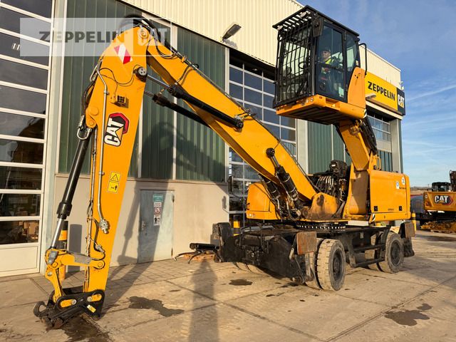 2020 Caterpillar MH3022-06C material handler, side profile view 2020 Caterpillar MH3022-06C material handler, side profile view