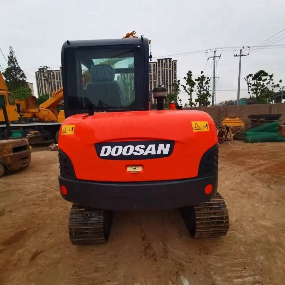 2023 Doosan DH60-7 mini excavator rear view 2023 Doosan DH60-7 mini excavator rear view