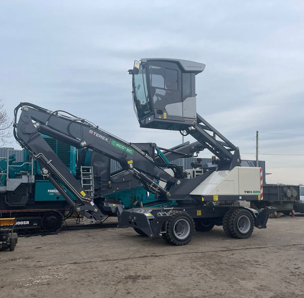 2023 Terex TWH 220 material handler, side view 2023 Terex TWH 220 material handler, side view