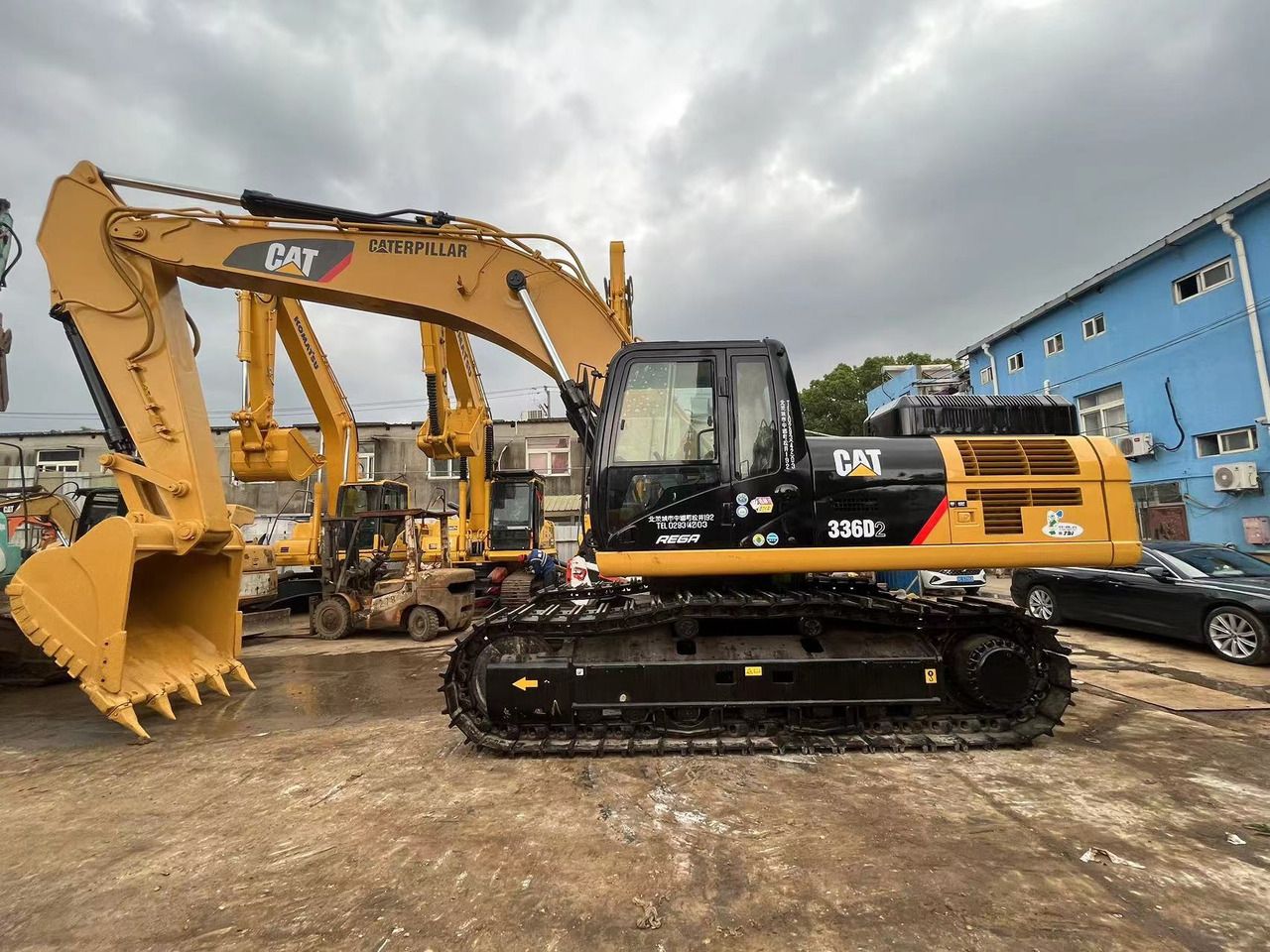 2023 Caterpillar 336D2 crawler excavator, side view 2023 Caterpillar 336D2 crawler excavator, side view