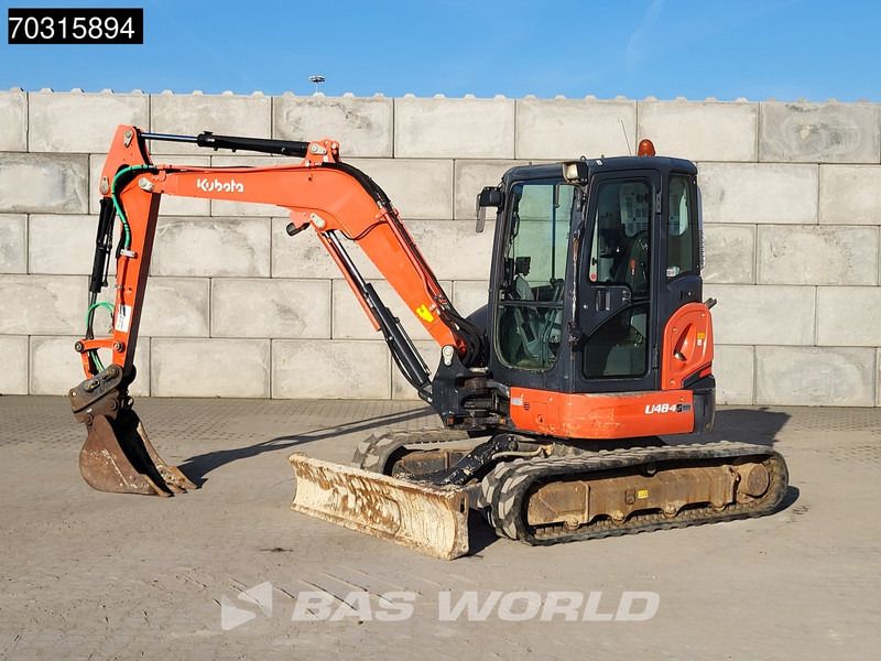 2018 Kubota U48-4 mini excavator, side profile view 2018 Kubota U48-4 mini excavator, side profile view