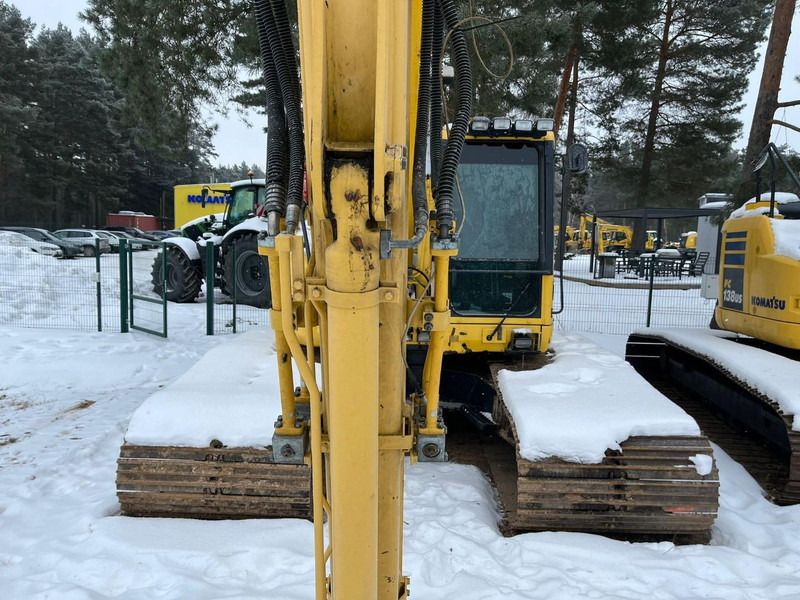 2014 Komatsu PC138US-10 crawler excavator front view 2014 Komatsu PC138US-10 crawler excavator front view
