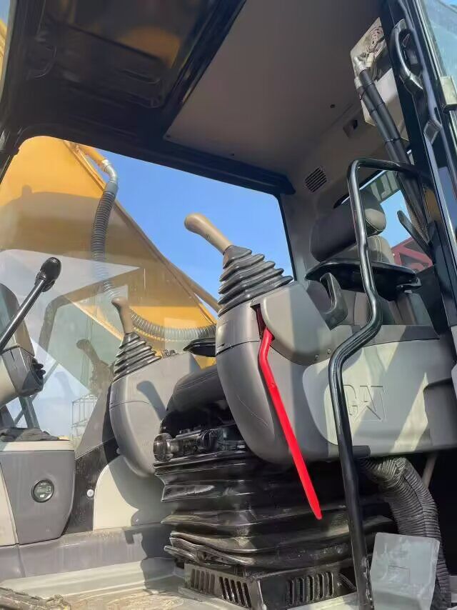 2024 Caterpillar 336D crawler excavator interior view 2024 Caterpillar 336D crawler excavator interior view