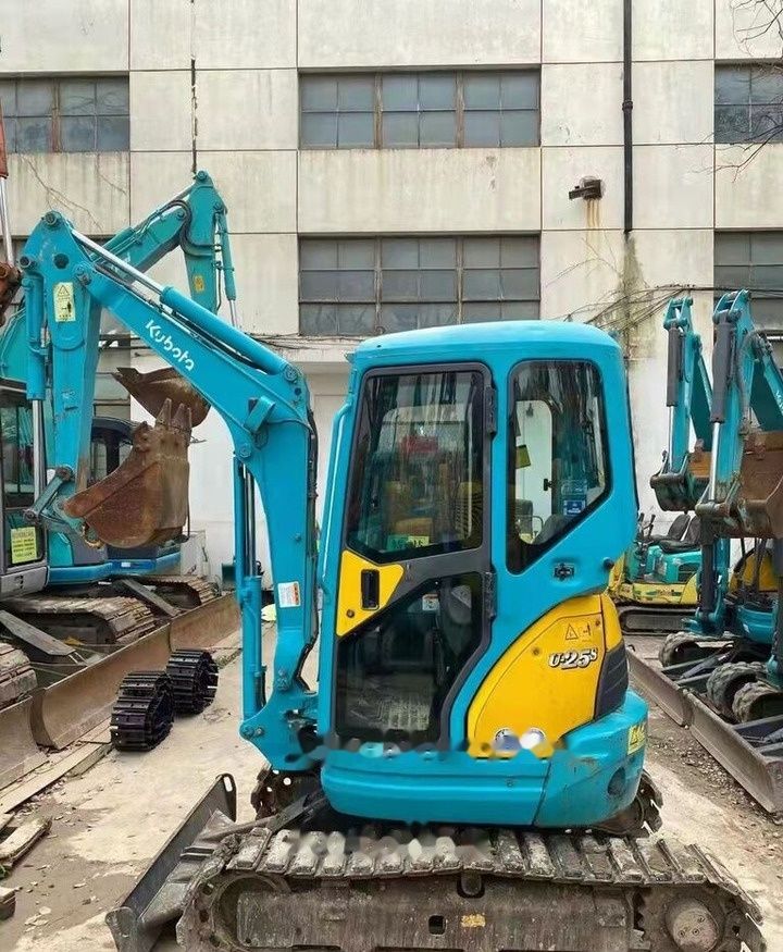 Kubota U25 mini excavator, side view Kubota U25 mini excavator, side view