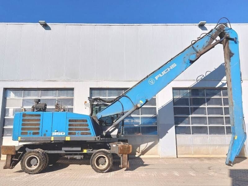 2015 Fuchs MHL350F material handler, side view 2015 Fuchs MHL350F material handler, side view