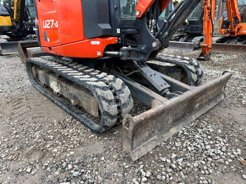 2015 Kubota U27-4 mini excavator front view 2015 Kubota U27-4 mini excavator front view