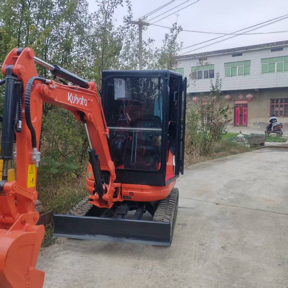 2023 Kubota U-20 mini excavator, side view 2023 Kubota U-20 mini excavator, side view