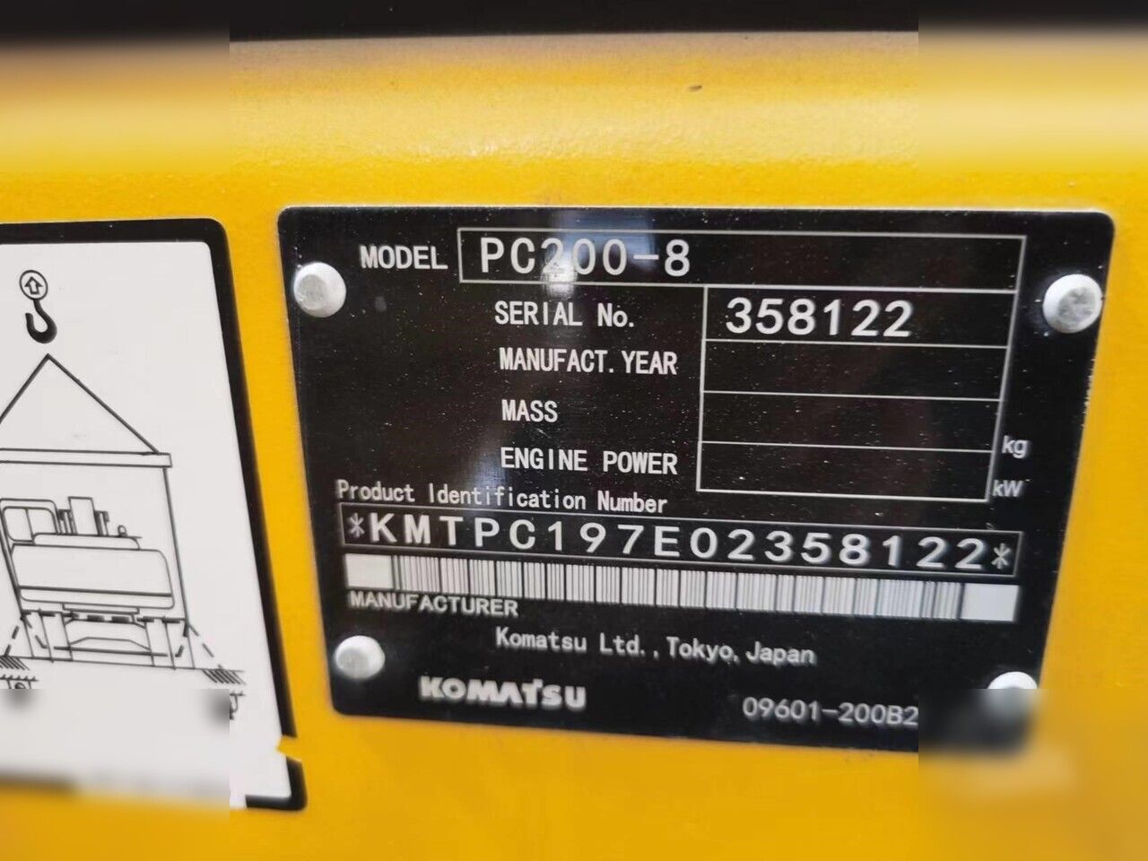 2020 Komatsu PC200-8 crawler excavator identification plate