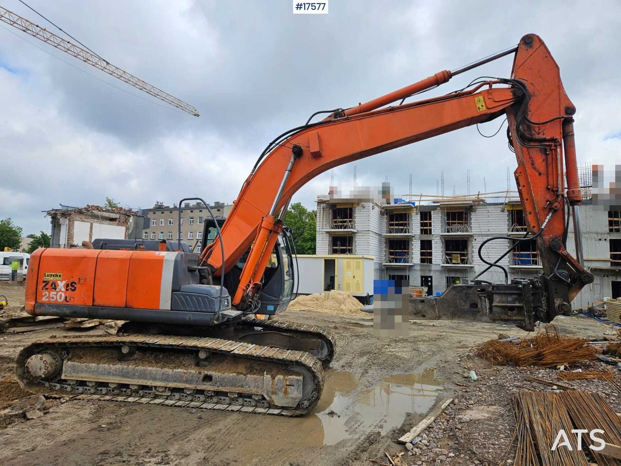 2011 Hitachi Zaxis 250LC crawler excavator side view 2011 Hitachi Zaxis 250LC crawler excavator side view