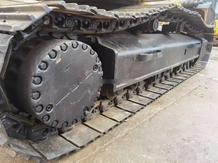 2020 Komatsu PC300-7 crawler excavator track assembly
