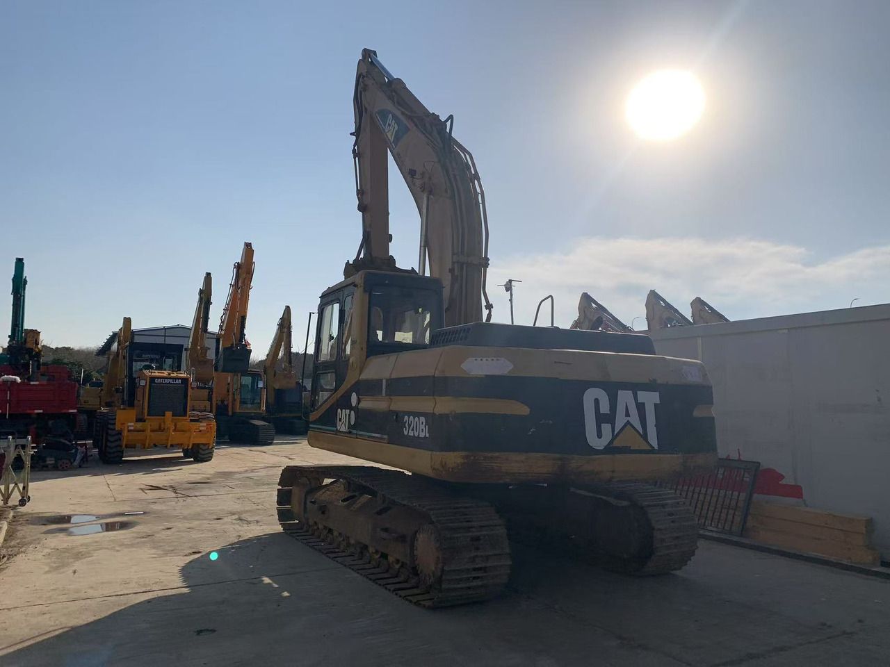 2020 Caterpillar 320BL crawler excavator, rear three-quarter view