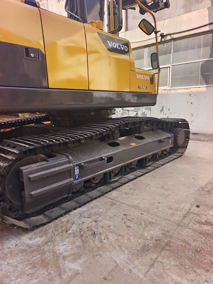 2024 Volvo EC350 crawler excavator side view of undercarriage 2024 Volvo EC350 crawler excavator side view of undercarriage