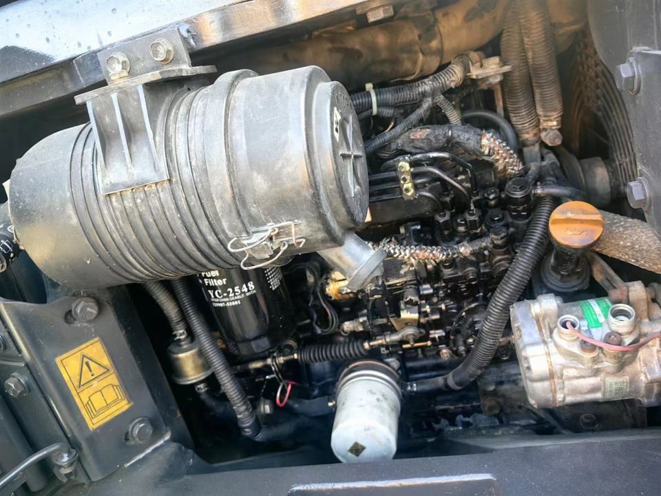 2020 Komatsu PC15 Mini Excavator engine compartment view