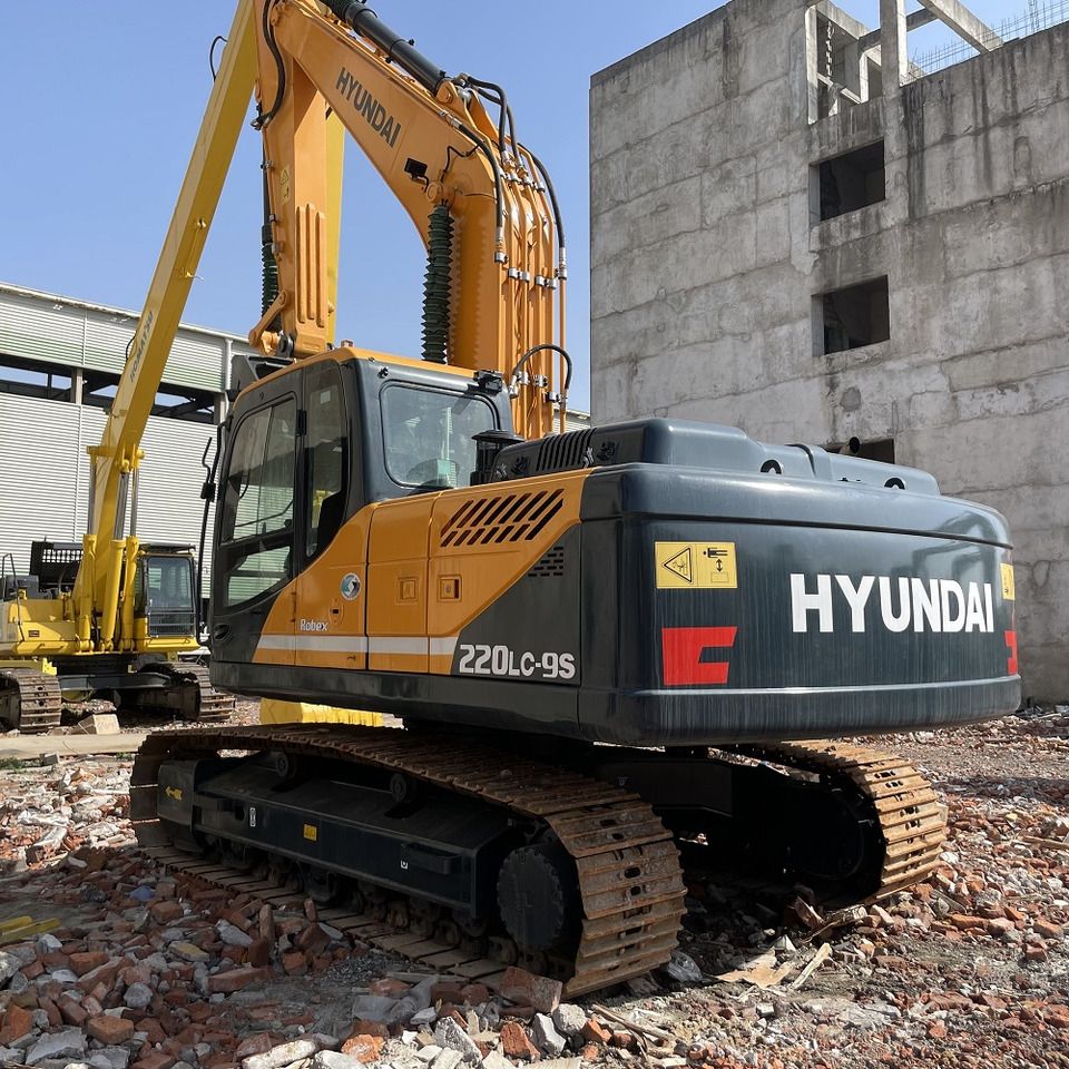 2022 Hyundai 220LC-9S crawler excavator rear three-quarter view