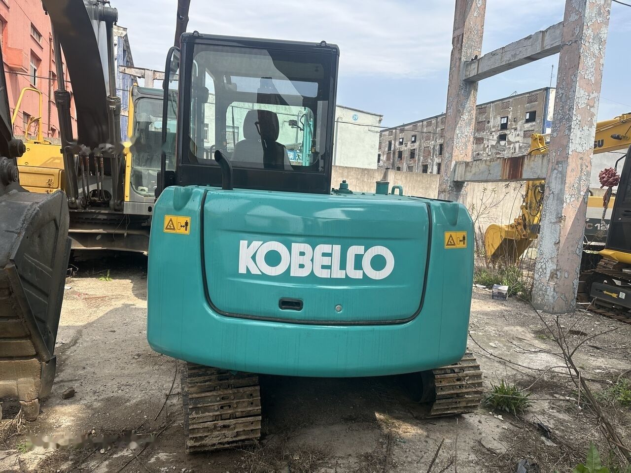 Kobelco SK60 mini excavator, rear view