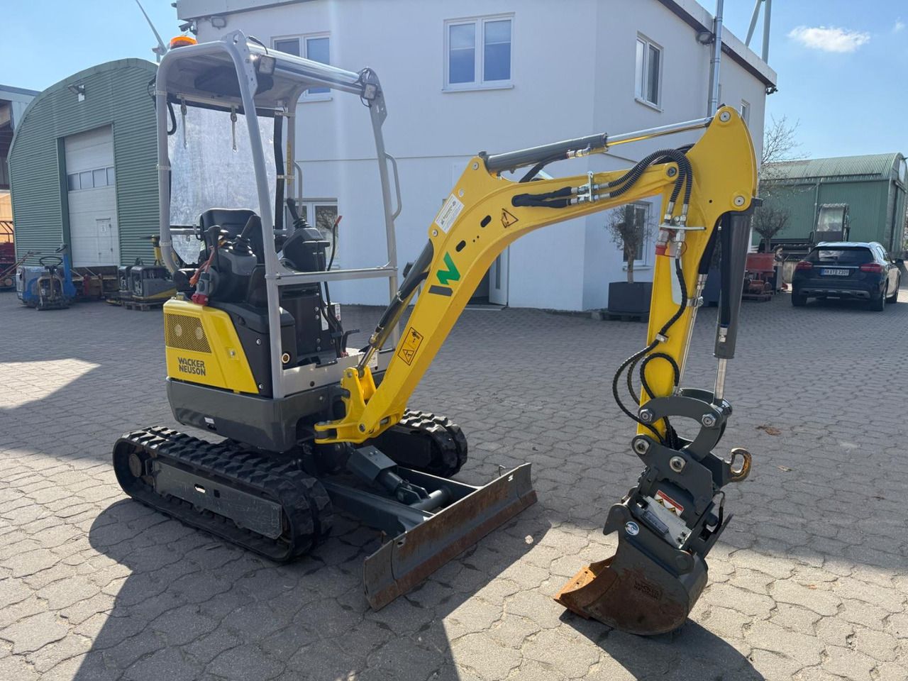 2022 Wacker Neuson EZ17E mini excavator, side view 2022 Wacker Neuson EZ17E mini excavator, side view