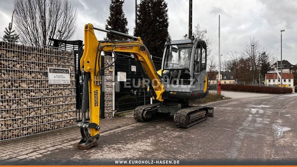 2017 Wacker Neuson 3503 VDS mini excavator, front three-quarter view 2017 Wacker Neuson 3503 VDS mini excavator, front three-quarter view