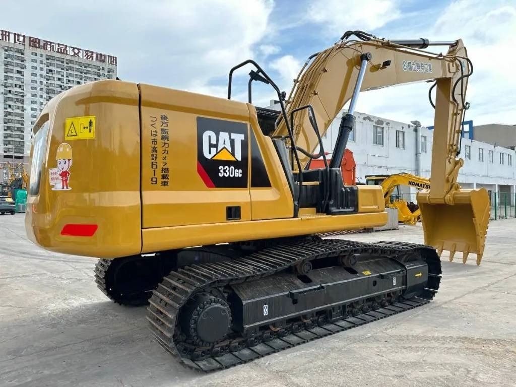 2024 Caterpillar 330GC crawler excavator, rear three-quarter view 2024 Caterpillar 330GC crawler excavator, rear three-quarter view