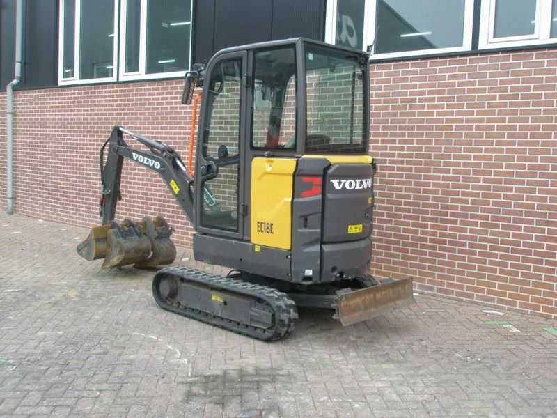2019 Volvo ECR18E mini excavator, rear three-quarter view