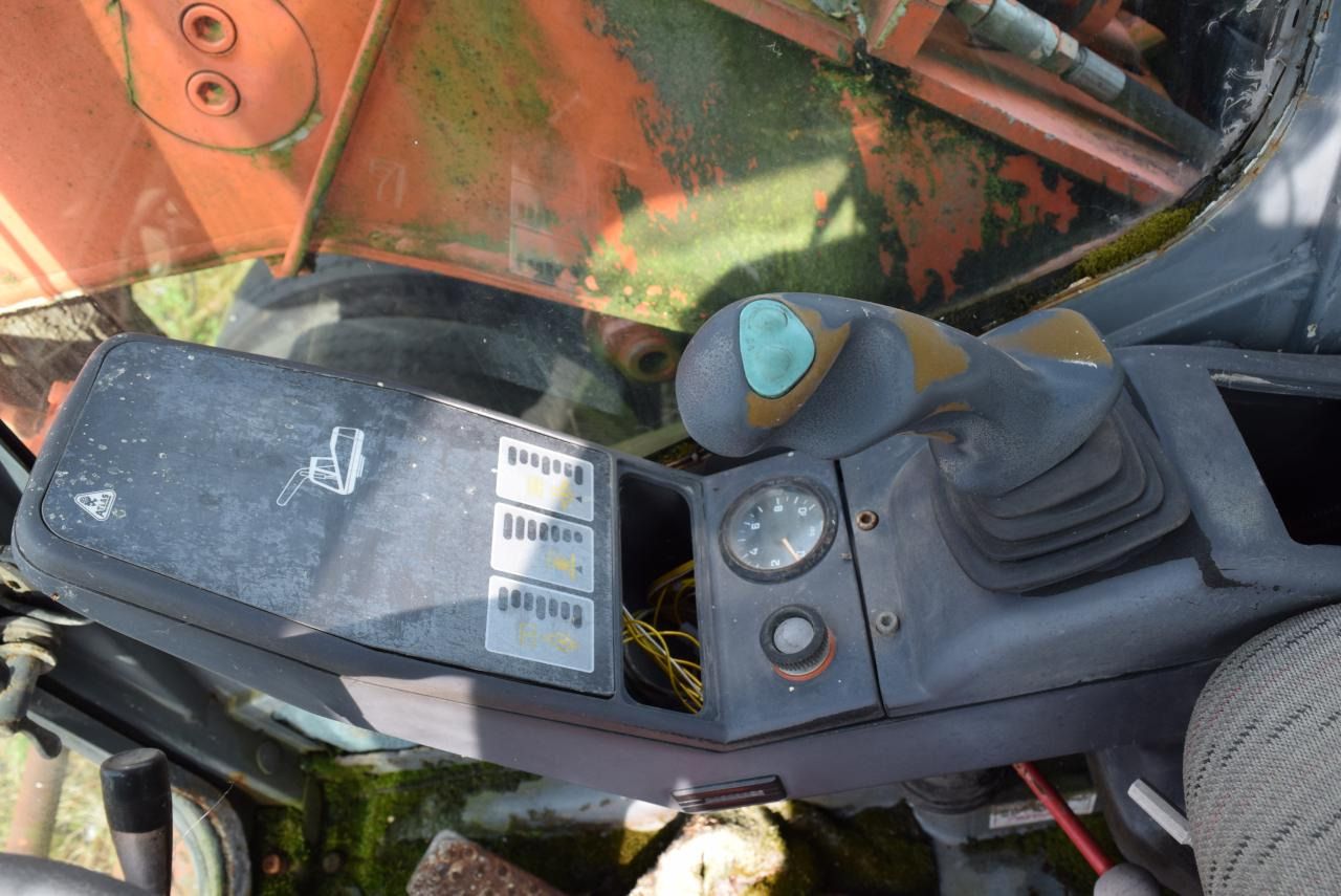 1996 Atlas 1404 M wheel excavator cab interior control console