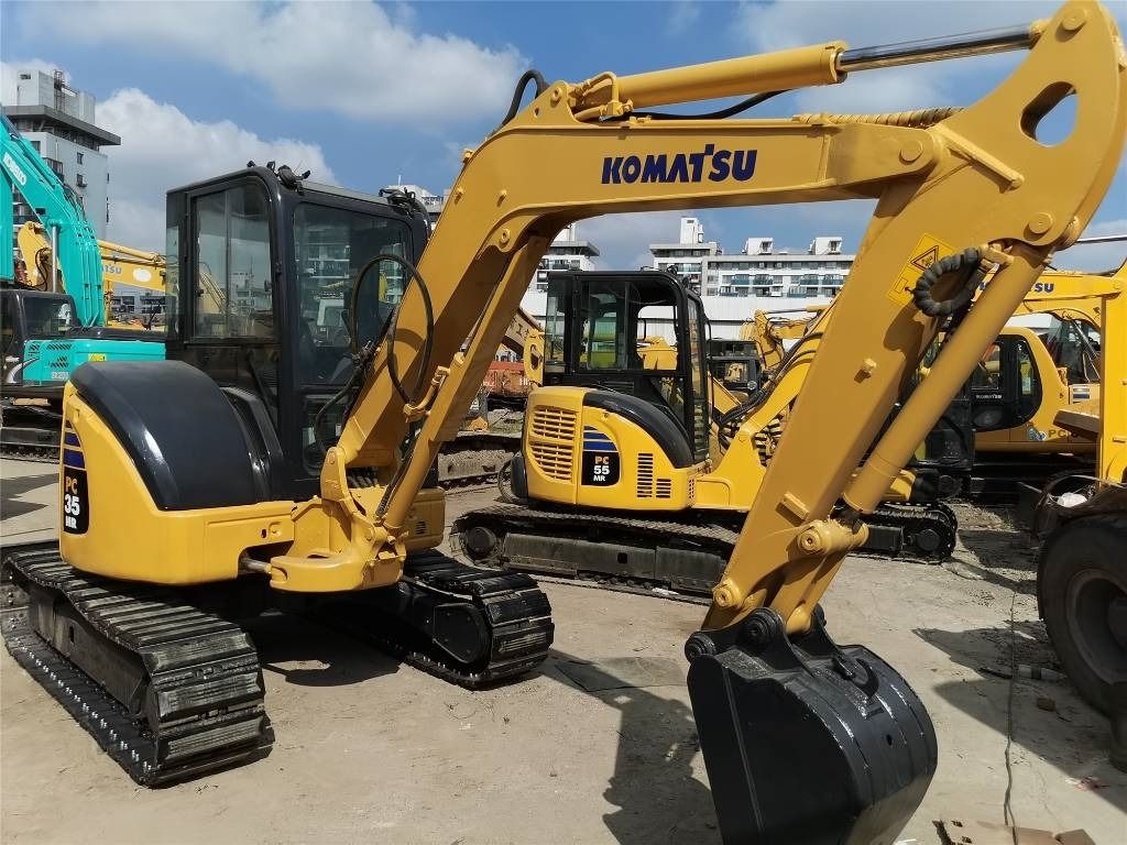 2023 Komatsu PC35 mini excavator, side profile view 2023 Komatsu PC35 mini excavator, side profile view