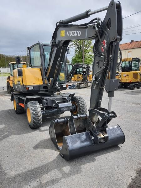 2021 Volvo EW60E wheel excavator, front three-quarter view 2021 Volvo EW60E wheel excavator, front three-quarter view