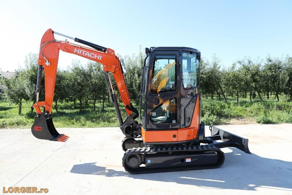 2025 Hitachi ZX33U-5A mini excavator, side profile view 2025 Hitachi ZX33U-5A mini excavator, side profile view