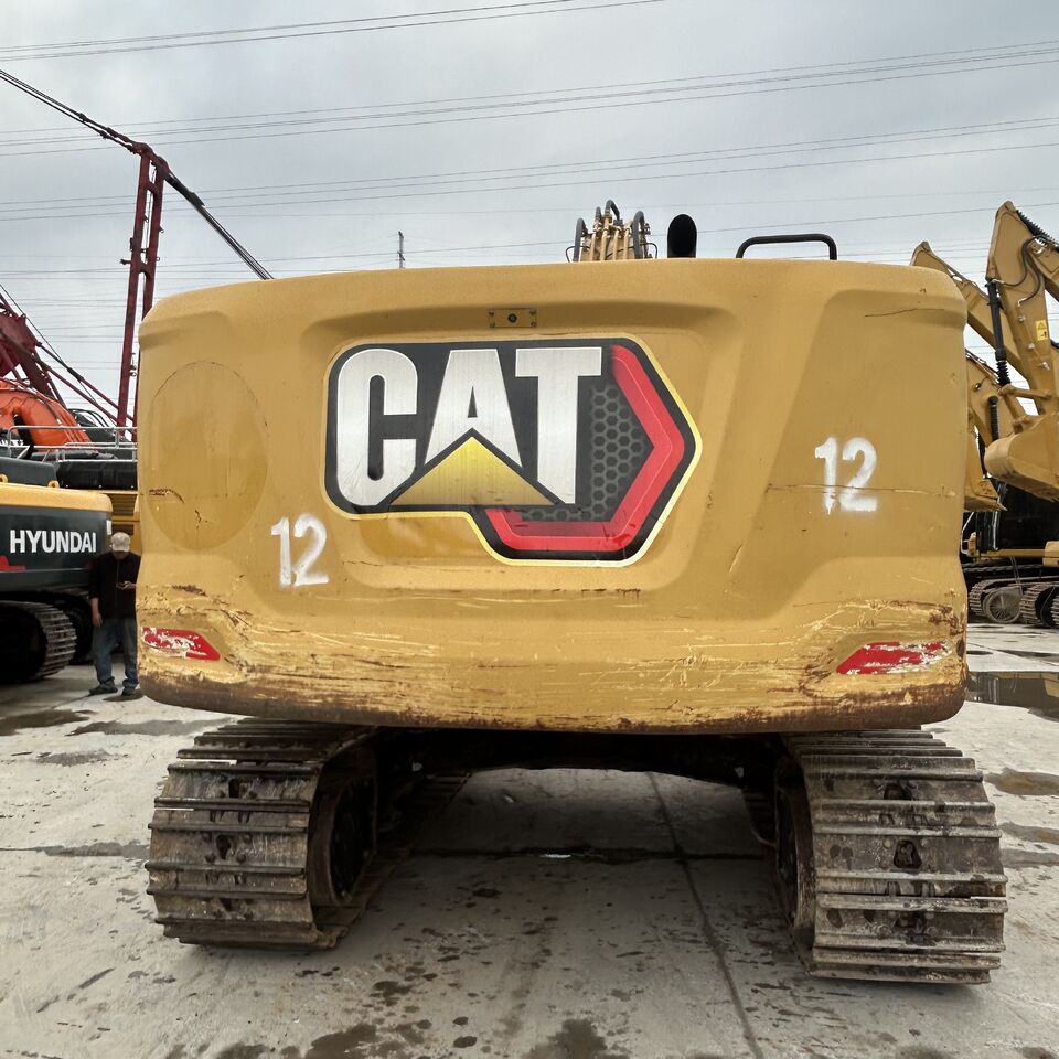 2018 Caterpillar 320 crawler excavator rear view