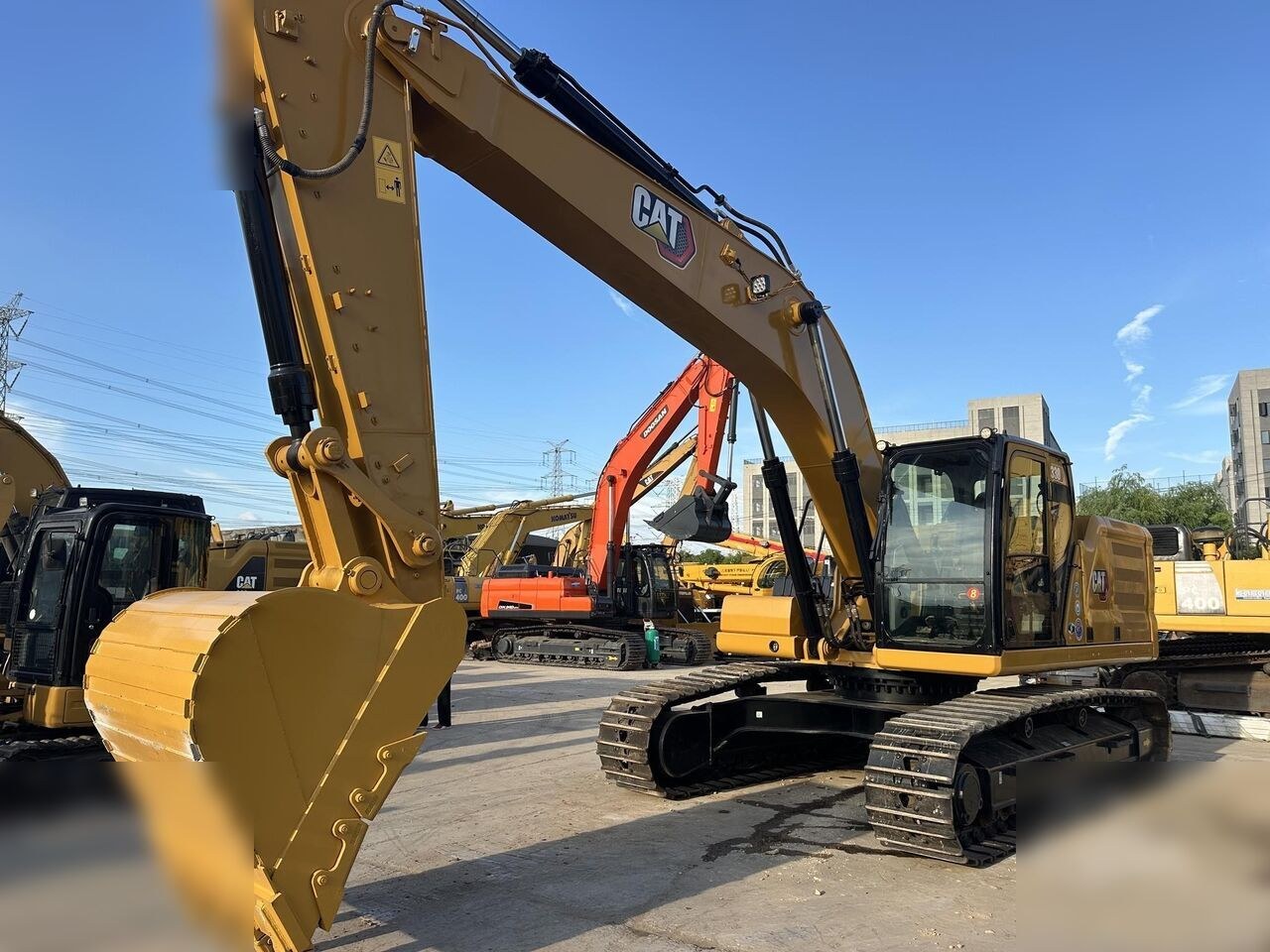 2024 Caterpillar 330 crawler excavator, side view 2024 Caterpillar 330 crawler excavator, side view