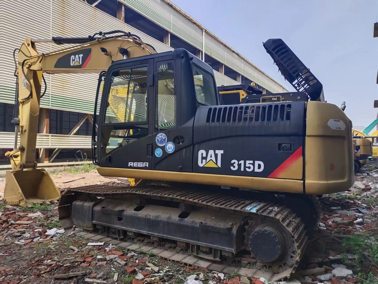 2018 Caterpillar 315D crawler excavator, side view 2018 Caterpillar 315D crawler excavator, side view