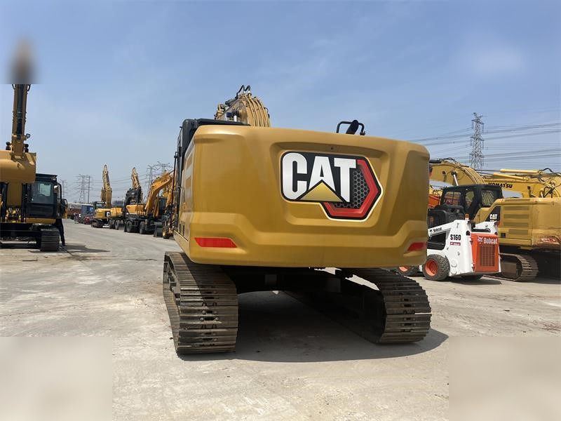 2024 Caterpillar 323 crawler excavator rear view 2024 Caterpillar 323 crawler excavator rear view