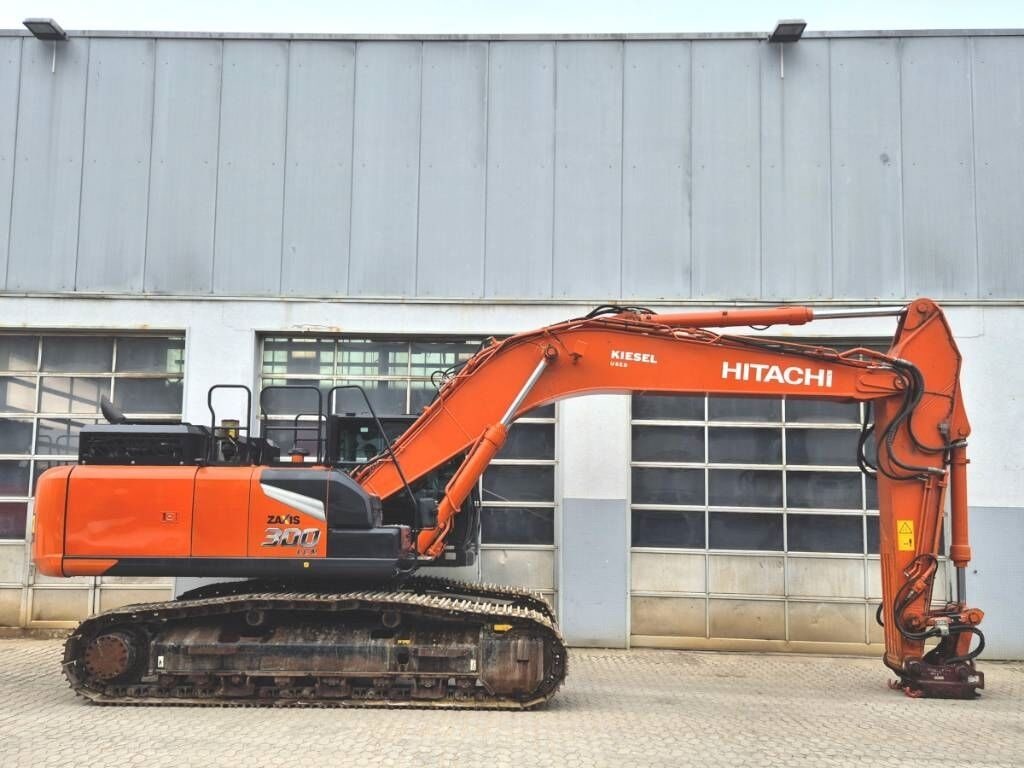 2022 Hitachi Zaxis 300 crawler excavator side view