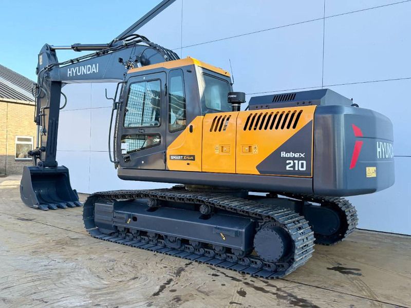 2026 Hyundai R210 SMART X PLUS crawler excavator, side view