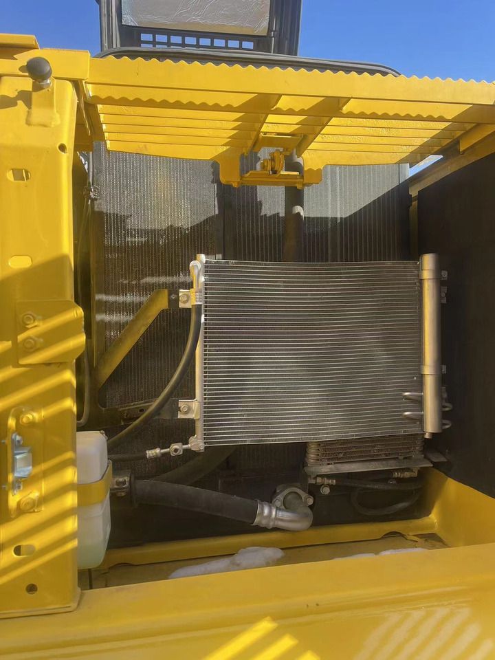 2023 Komatsu PC210-8 crawler excavator engine compartment view 2023 Komatsu PC210-8 crawler excavator engine compartment view