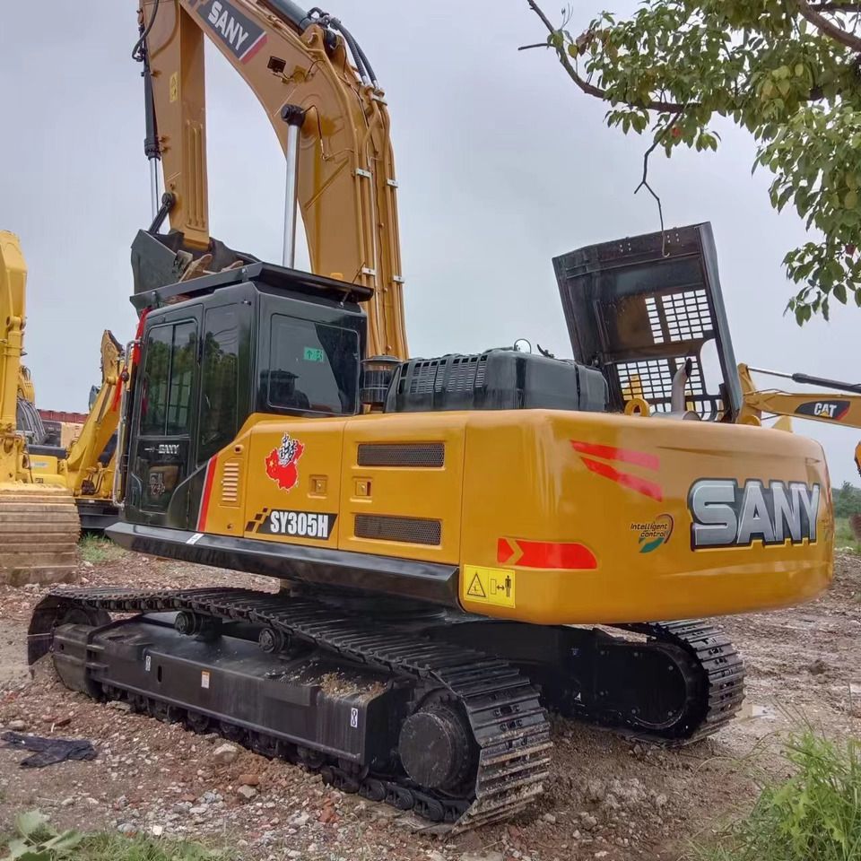 2020 Sany SY305H crawler excavator, rear three-quarter view 2020 Sany SY305H crawler excavator, rear three-quarter view