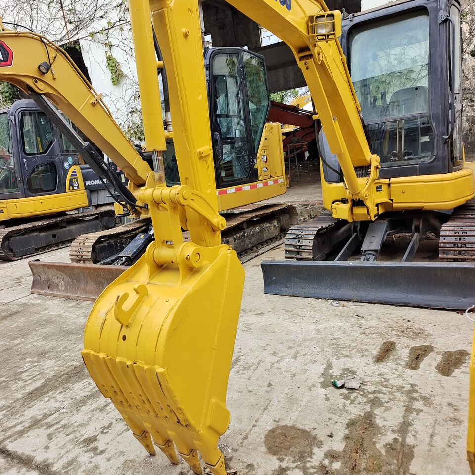 2023 Komatsu PC35MR-2 mini excavator front view 2023 Komatsu PC35MR-2 mini excavator front view