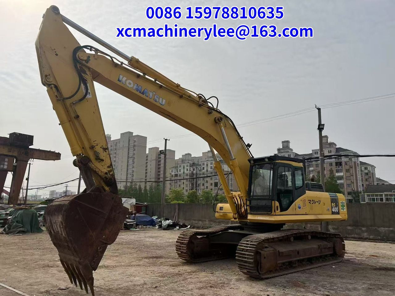 2021 Komatsu PC400 crawler excavator, side profile view 2021 Komatsu PC400 crawler excavator, side profile view