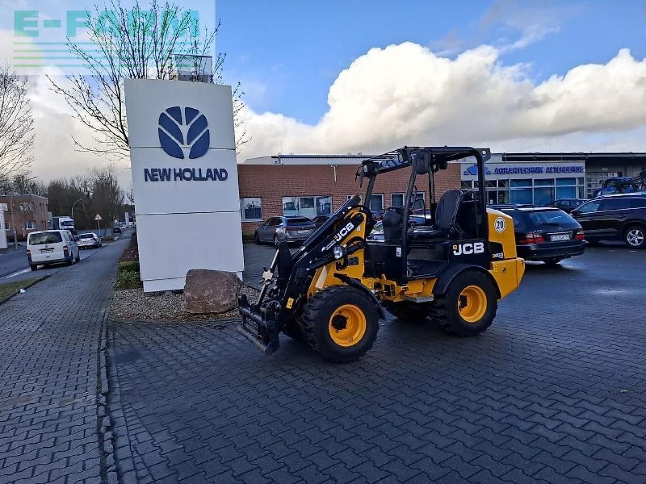 2022 JCB 403PLUS AGRI wheel loader, side view 2022 JCB 403PLUS AGRI wheel loader, side view