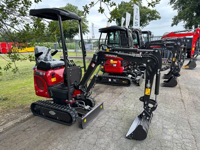 2024 Rhinoceros XN12-9 mini excavator, side view 2024 Rhinoceros XN12-9 mini excavator, side view