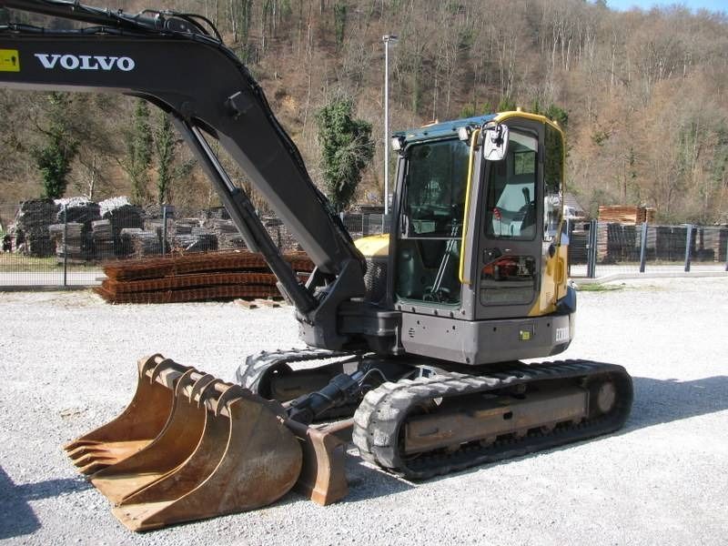 2020 Volvo ECR88D mini excavator, side view
