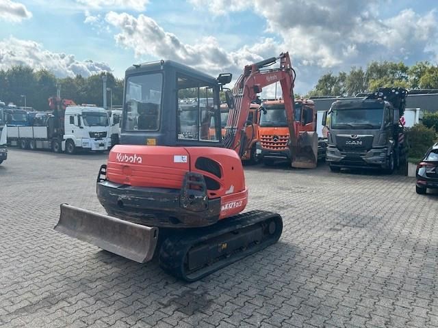 2014 Kubota KX121-3 ALPHA mini excavator, rear three-quarter view 2014 Kubota KX121-3 ALPHA mini excavator, rear three-quarter view