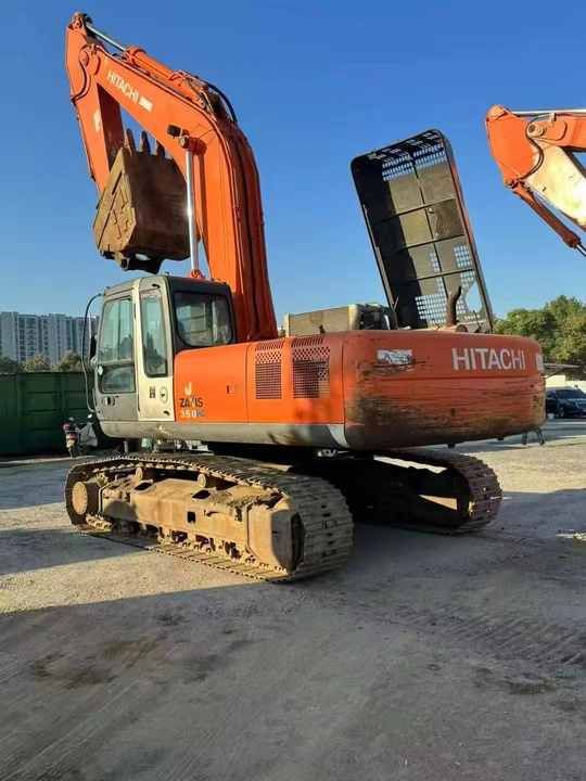 2018 Hitachi Zaxis 350 crawler excavator, rear three-quarter view 2018 Hitachi Zaxis 350 crawler excavator, rear three-quarter view