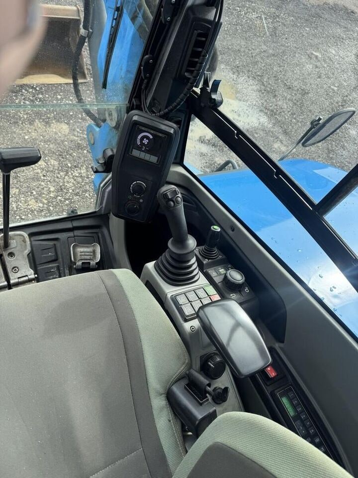2019 Wacker Neuson EZ80 mini excavator interior view 2019 Wacker Neuson EZ80 mini excavator interior view